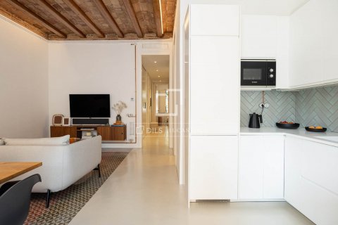 Apartamento de 2 dormitorios en venta en Barcelona, Cataluña, Spain № 8526 - foto 8