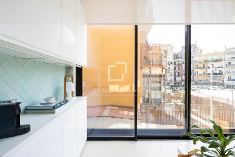 Apartamento de 2 dormitorios en venta en Barcelona, Cataluña, Spain № 8526 - foto 9