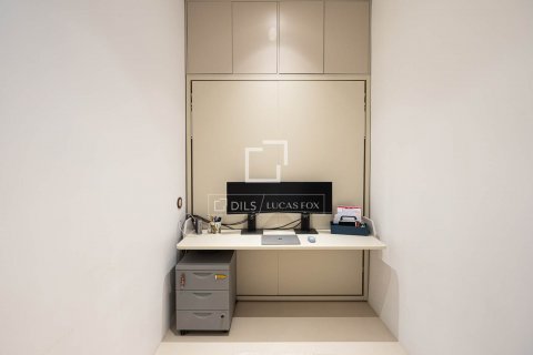 Apartamento de 2 dormitorios en venta en Barcelona, Cataluña, Spain № 8526 - foto 21