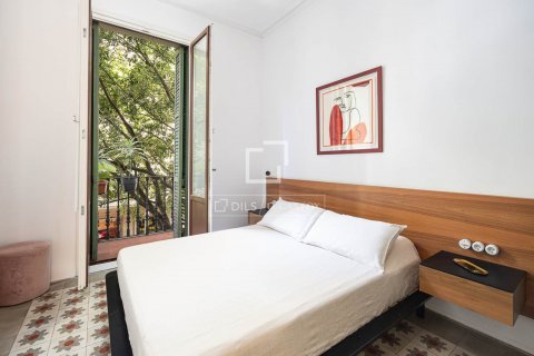 Apartamento de 2 dormitorios en venta en Barcelona, Cataluña, Spain № 8526 - foto 25