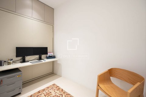 Apartamento de 2 dormitorios en venta en Barcelona, Cataluña, Spain № 8526 - foto 22