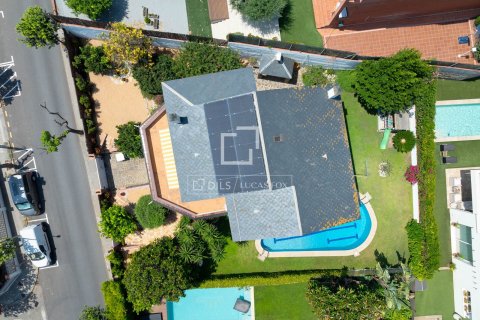 Villa de 5 dormitorios en venta en El Masnou, Barcelona, Cataluña, Spain № 8525 - foto 2