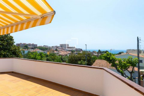 Villa de 5 dormitorios en venta en El Masnou, Barcelona, Cataluña, Spain № 8525 - foto 20