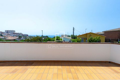 Villa de 5 dormitorios en venta en El Masnou, Barcelona, Cataluña, Spain № 8525 - foto 4