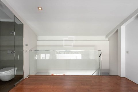 Купить квартиру в Барселона, Испания с 2 спальни, 69м², № 8522 - фото 16