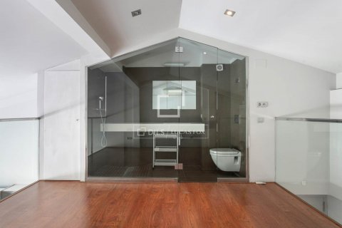 Купить квартиру в Барселона, Испания с 2 спальни, 69м², № 8522 - фото 11