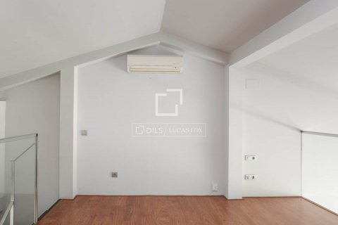 Купить квартиру в Барселона, Испания с 2 спальни, 69м², № 8522 - фото 15