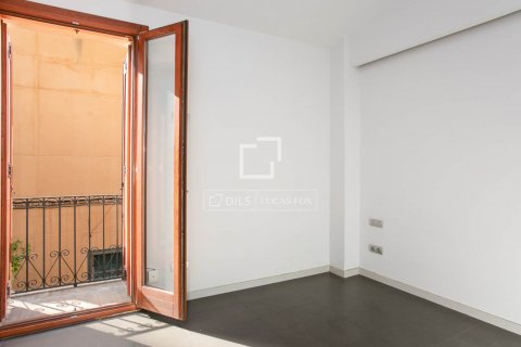 Купить квартиру в Барселона, Испания с 2 спальни, 69м², № 8522 - фото 7