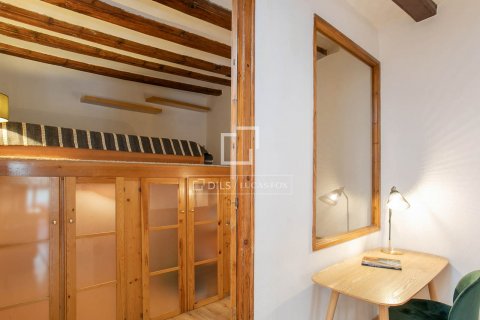 Apartamento de 2 dormitorios en venta en Barcelona, Cataluña, Spain № 8523 - foto 9