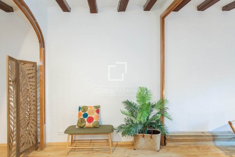 Apartamento de 2 dormitorios en venta en Barcelona, Cataluña, Spain № 8523 - foto 27