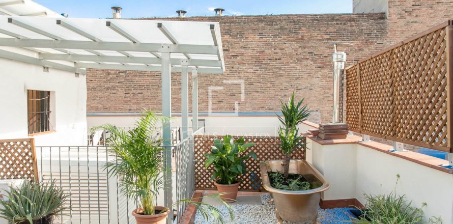 Apartamento de 2 dormitorios en venta en Barcelona, Cataluña, Spain № 8523