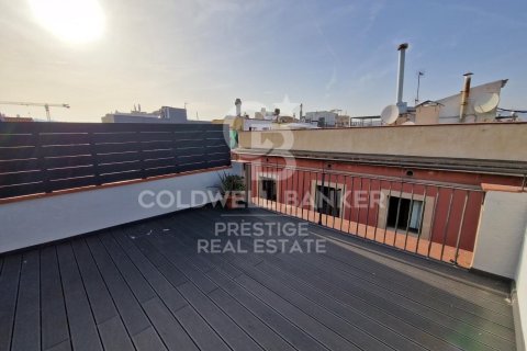 Ático de 2 dormitorios en venta en Barcelona, Cataluña, Spain № 5815
