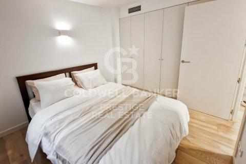 Ático de 2 dormitorios en venta en Barcelona, Cataluña, Spain № 5815 - foto 15
