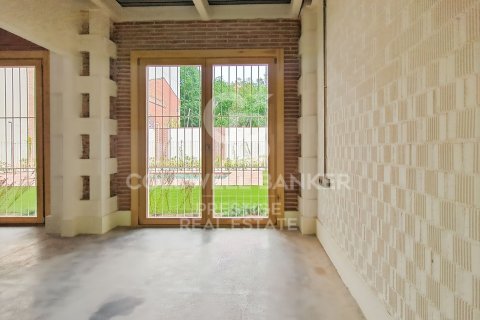 Tríplex de 2 dormitorios en venta en Barcelona, Cataluña, Spain № 5812 - foto 27
