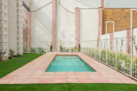 Tríplex de 2 dormitorios en venta en Barcelona, Cataluña, Spain № 5812 - foto 26