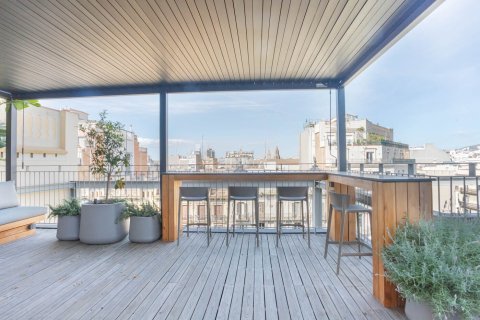 Apartamento de 3 dormitorios en alquiler en Barcelona, Cataluña, Spain № 1554 - foto 15