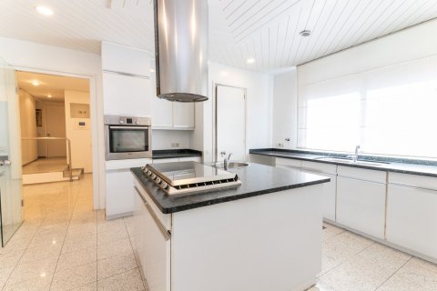 5 bedrooms apartment for rent in Barcelona, Catalonia, Spain № 1555 - photo 7