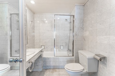 5 bedrooms apartment for rent in Barcelona, Catalonia, Spain № 1555 - photo 9