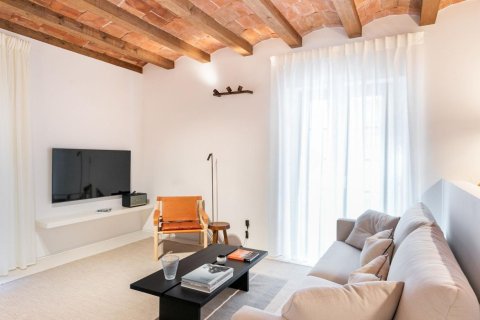 Apartamento de 3 dormitorios en alquiler en Barcelona, Cataluña, Spain № 1556 - foto 15