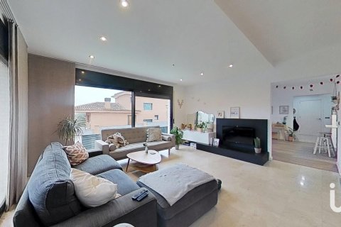 Сasa de 3 dormitorios en venta en Cunit, Tarragona, Cataluña, Spain № 4945 - foto 6