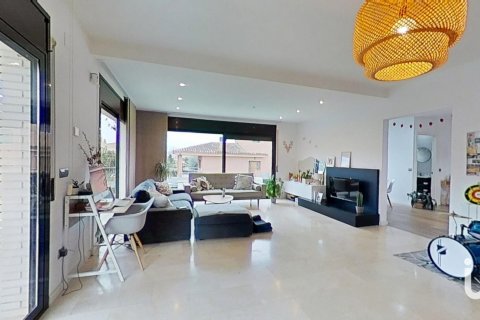Сasa de 3 dormitorios en venta en Cunit, Tarragona, Cataluña, Spain № 4945 - foto 7