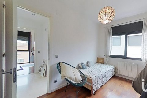 Сasa de 3 dormitorios en venta en Cunit, Tarragona, Cataluña, Spain № 4945 - foto 24