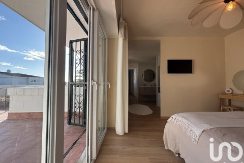 Сasa de 3 dormitorios en venta en Empuriabrava, Gerona, Cataluña, Spain № 4944 - foto 24