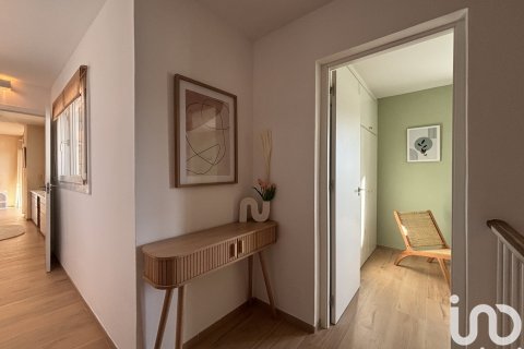 Сasa de 3 dormitorios en venta en Empuriabrava, Gerona, Cataluña, Spain № 4944 - foto 15