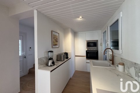 Сasa de 3 dormitorios en venta en Empuriabrava, Gerona, Cataluña, Spain № 4944 - foto 12