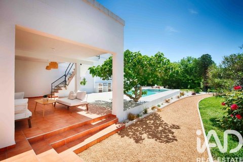 Сasa de 3 dormitorios en venta en Empuriabrava, Gerona, Cataluña, Spain № 4944 - foto 4