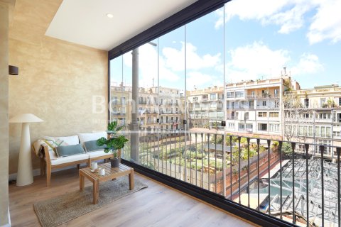 4 bedrooms apartment for sale in Eixample, Barcelona, Catalonia, Spain № 2908 - photo 5