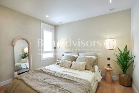 4 bedrooms apartment for sale in Eixample, Barcelona, Catalonia, Spain № 2908 - photo 27