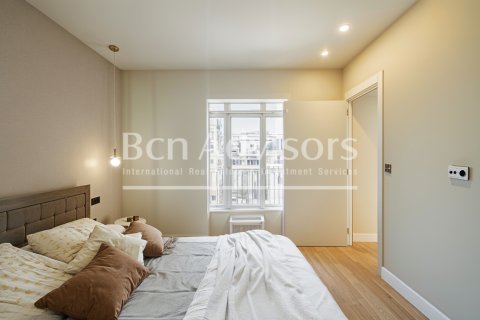4 bedrooms apartment for sale in Eixample, Barcelona, Catalonia, Spain № 2908 - photo 20