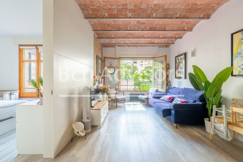 Apartamento de 2 dormitorios en venta en Eixample, Barcelona, Cataluña, Spain № 2909 - foto 11