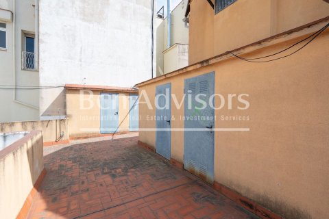 Apartamento de 2 dormitorios en venta en Eixample, Barcelona, Cataluña, Spain № 2909 - foto 29