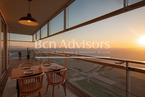 Apartamento de 3 dormitorios en venta en Sitges, Barcelona, Cataluña, Spain № 2910 - foto 2