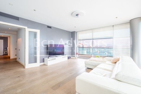 Apartamento de 3 dormitorios en venta en Sitges, Barcelona, Cataluña, Spain № 2910 - foto 13