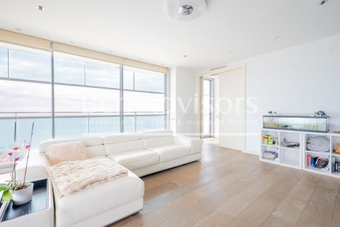 Apartamento de 3 dormitorios en venta en Sitges, Barcelona, Cataluña, Spain № 2910 - foto 11