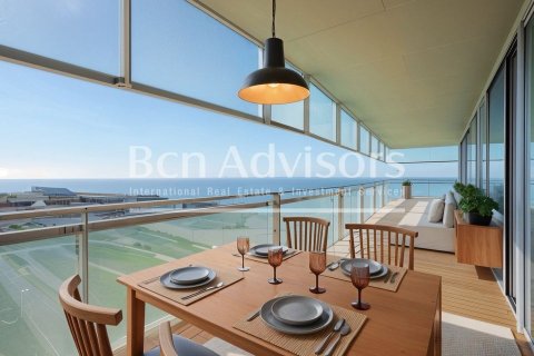Apartamento de 3 dormitorios en venta en Sitges, Barcelona, Cataluña, Spain № 2910
