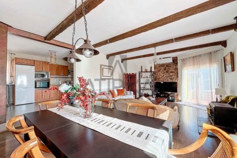 Сasa de 3 dormitorios en venta en Olivella, Barcelona, Cataluña, Spain № 2367 - foto 28