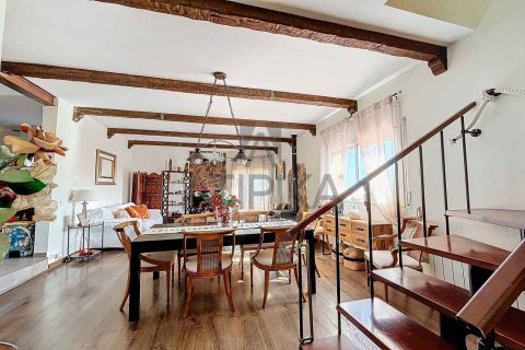 Сasa de 3 dormitorios en venta en Olivella, Barcelona, Cataluña, Spain № 2367 - foto 5