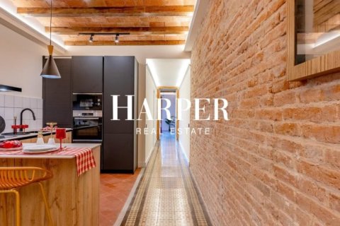 Apartamento de 3 dormitorios en venta en Eixample, Barcelona, Cataluña, Spain № 2369 - foto 8