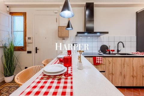 Apartamento de 3 dormitorios en venta en Eixample, Barcelona, Cataluña, Spain № 2369 - foto 17
