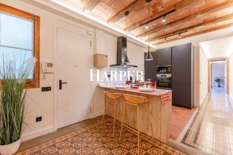 Apartamento de 3 dormitorios en venta en Eixample, Barcelona, Cataluña, Spain № 2369 - foto 12