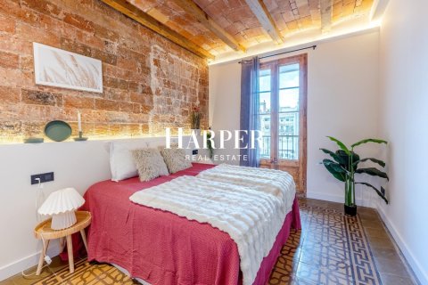 Apartamento de 3 dormitorios en venta en Eixample, Barcelona, Cataluña, Spain № 2369 - foto 22