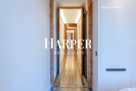 Apartamento de 3 dormitorios en venta en Eixample, Barcelona, Cataluña, Spain № 2369 - foto 20