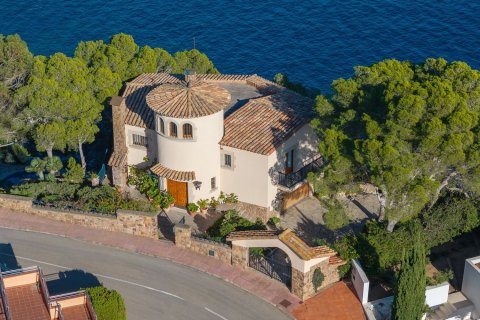 Сasa de 4 dormitorios en venta en Tamariu, Gerona, Cataluña, Spain № 5242 - foto 7