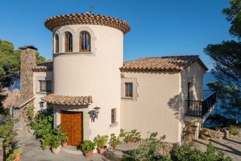 Сasa de 4 dormitorios en venta en Tamariu, Gerona, Cataluña, Spain № 5242