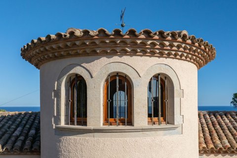 Сasa de 4 dormitorios en venta en Tamariu, Gerona, Cataluña, Spain № 5242 - foto 2