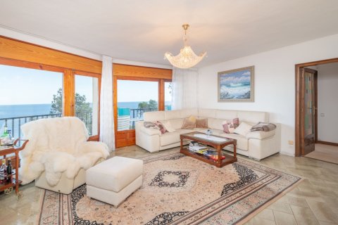 Сasa de 4 dormitorios en venta en Tamariu, Gerona, Cataluña, Spain № 5242 - foto 27